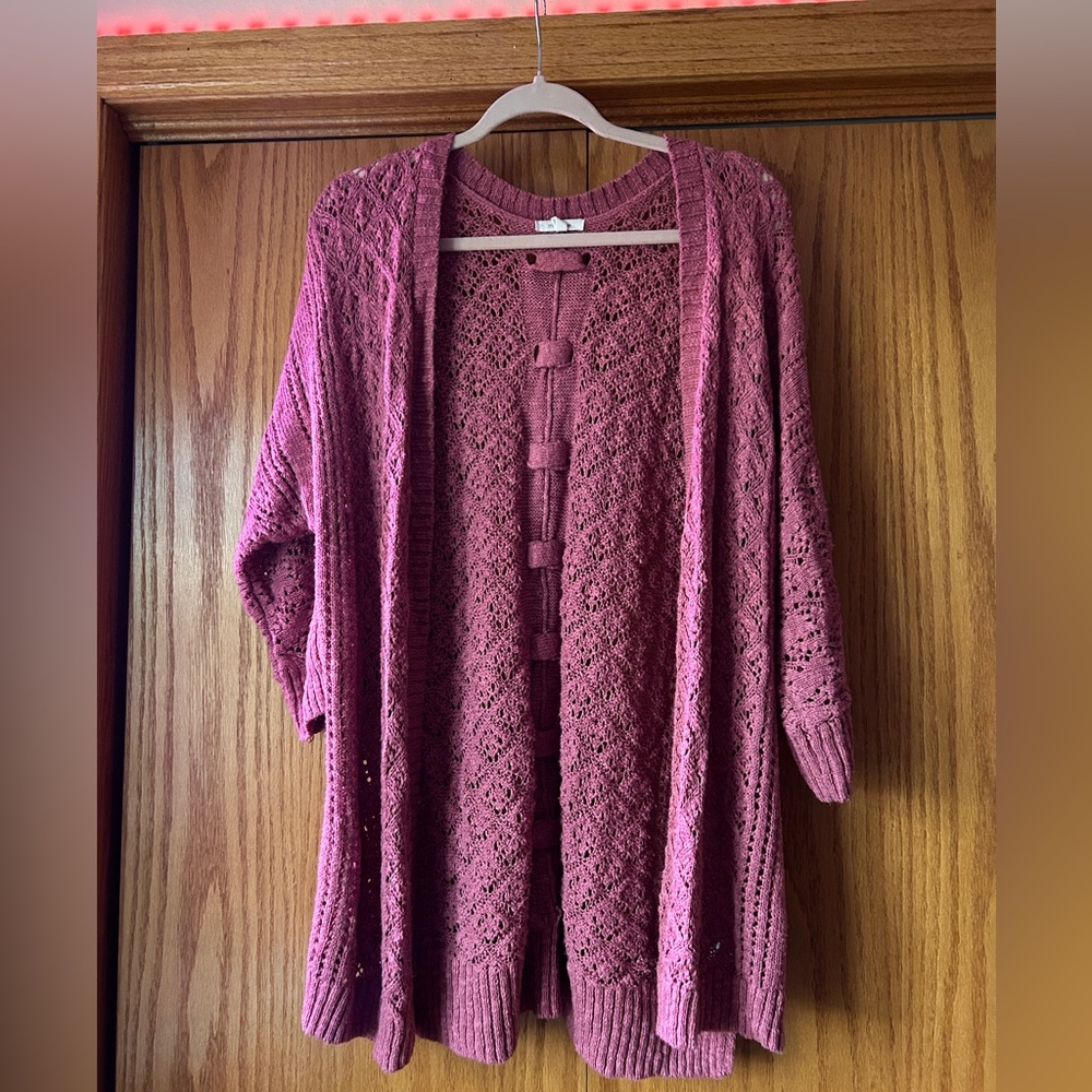 Maurices Rose Knit Sweater with 3/4 length sleeves
